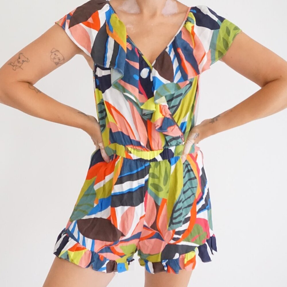 Trina Turk Multicolor Abstract Leaf Print V Neck Elastic Waist Ruffle Romper S